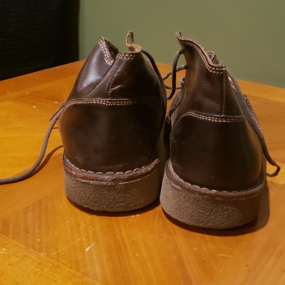 Dockers Chukka Boots - Picture 3 of 4